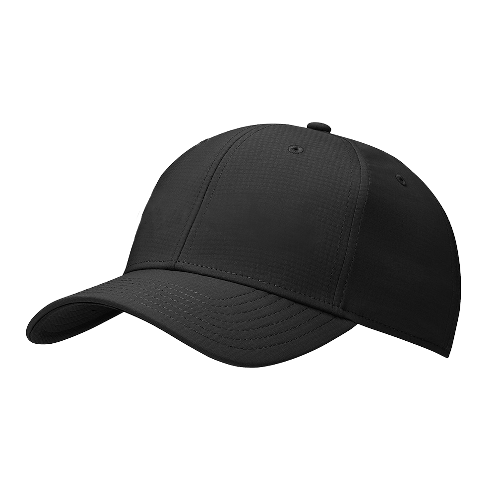 Черная бейсболка классического дизайна с закругленными полями.