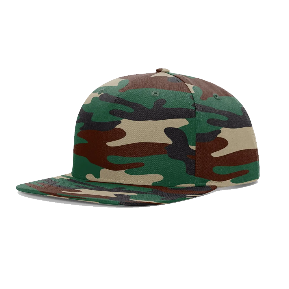 Cappellino snapback mimetico con classico design a visiera piatta