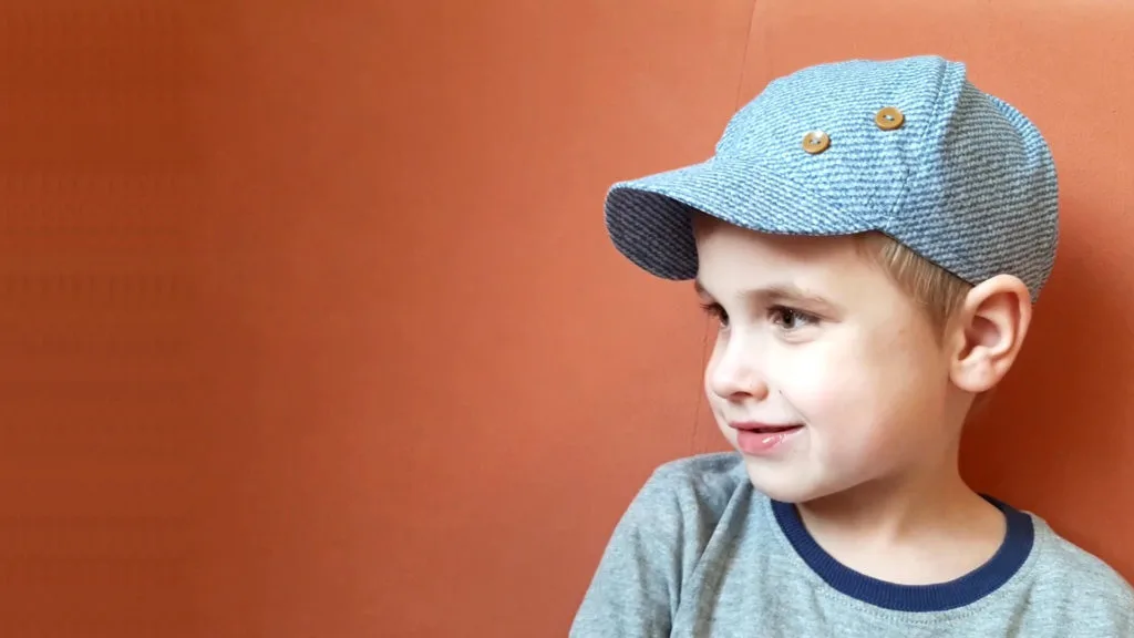 Guía paso a paso sobre cómo empacar tu gorra de béisbol